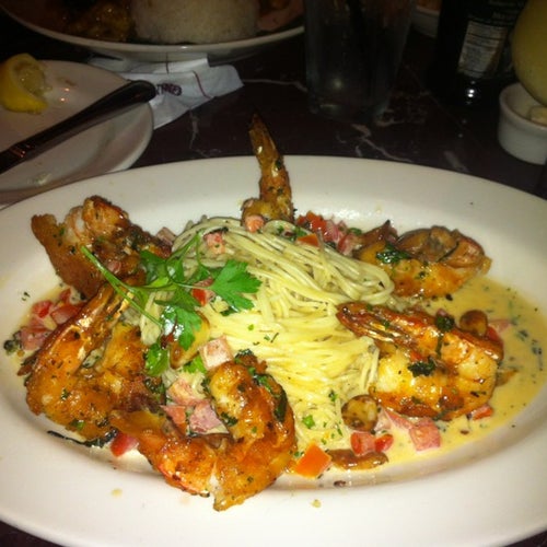 Grand Lux Cafe 19575 Biscayne Blvd Aventura