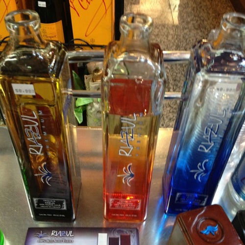 Wine Emporium 1545 2nd Ave New York