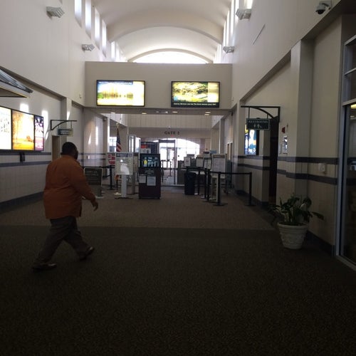 Dothan Regional Airport (DHN) 800 Airport Dr Dothan