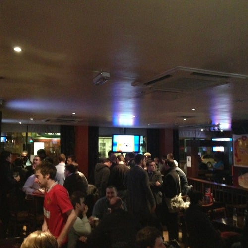 No.1 Sports Bar 1 City Rd London