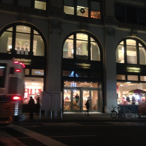 Crate & Barrel 611 Broadway New York