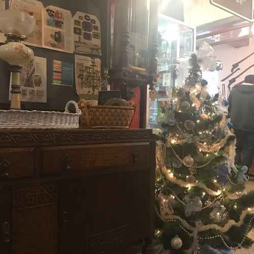 Antiques on the Farmington