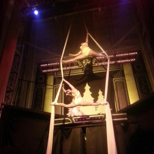 House of Yes 2 Wyckoff Ave Brooklyn