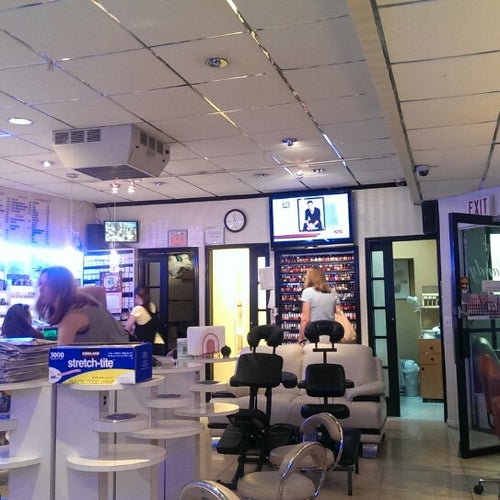 Candy Nail Salon 25 Maiden Ln New York