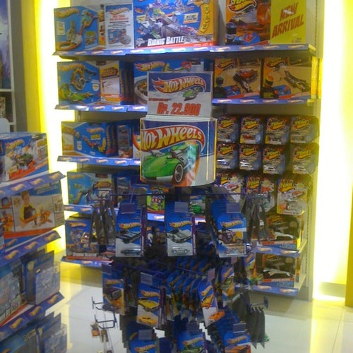 KIDZ STATION - Senayan City, 4th Floor Unit 56 - Jakarta Selatan