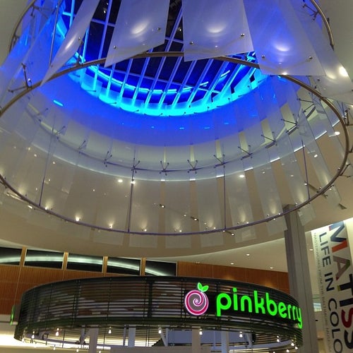 The Fashion Mall at Keystone 8702 Keystone Crossing Indianapolis