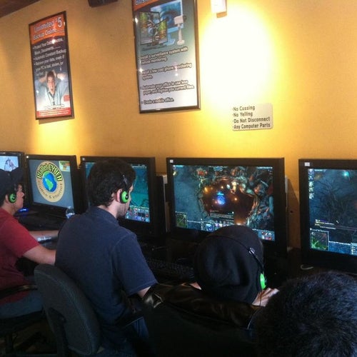 Planet Cyber - Computer Repair, Internet Cafe, Web Design