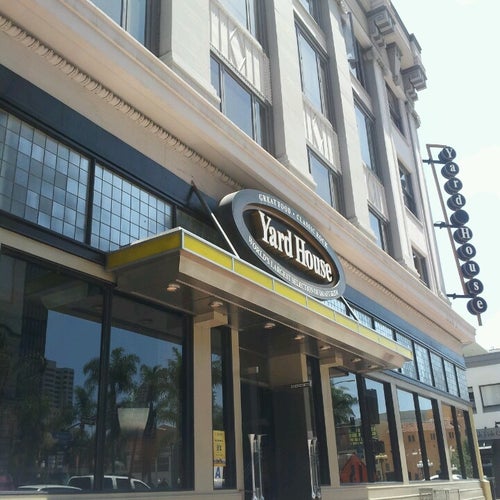 Yard House 1023 4th Ave San Diego