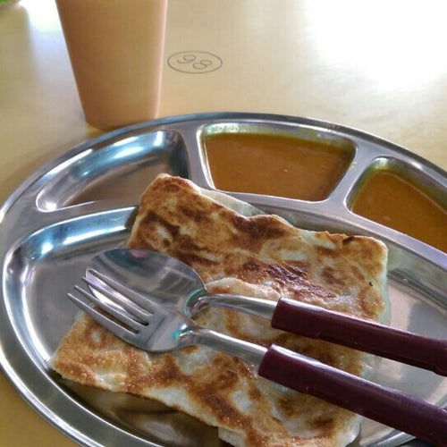 Empress Road Market & Food Centre 7 Empress Rd. Singapore