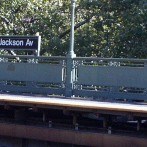 MTA Subway Jackson Ave (2/5) 660 Westchester Ave Bronx