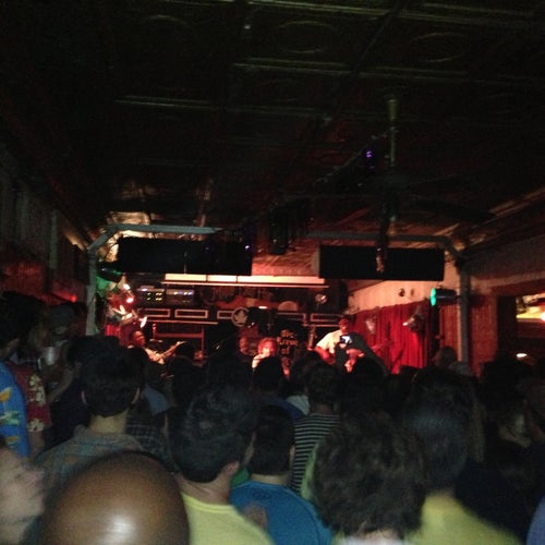 Maple Leaf Bar 8316 Oak St New Orleans