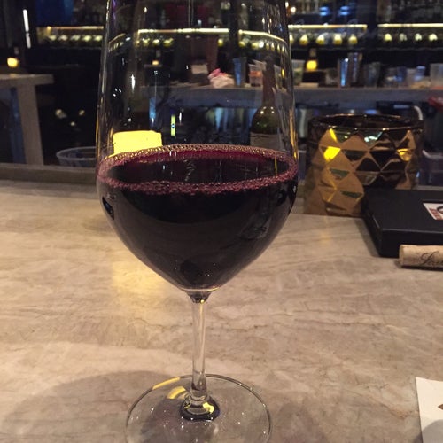 Perry's Steakhouse & Grille