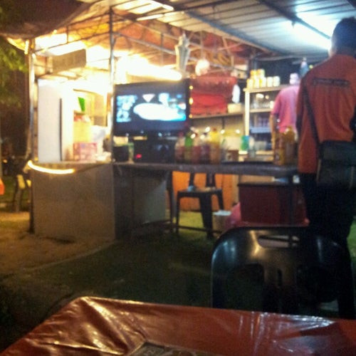 Uncle Lanz Nasi Lemak