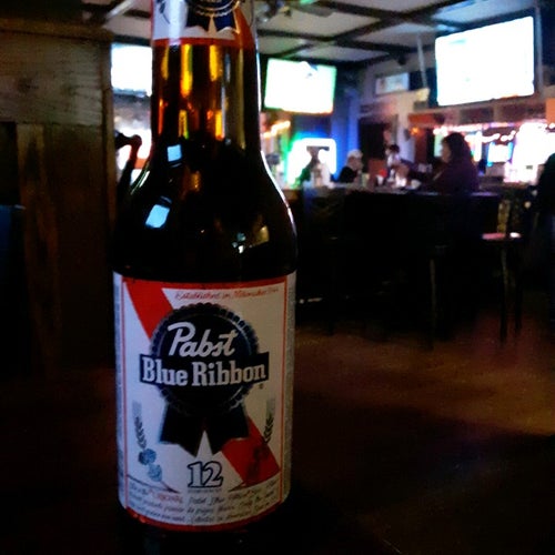 DJ's Sports Bar & Grill 222 E Chicago Ave Westmont