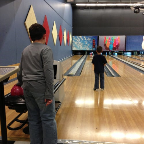 Pinheads Entertainment Center 13825 Britton Park Rd Fishers