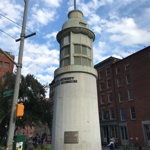 Titanic Memorial Lighthouse