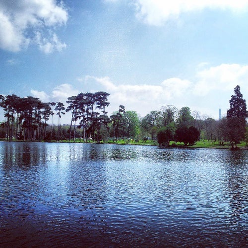 Bois de Boulogne Allée de la Reine Marguerite Paris