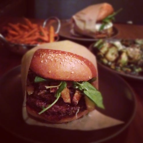 Roam Artisan Burgers