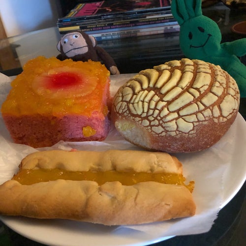 La Nueva Union Bakery