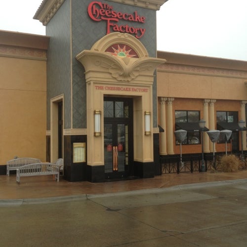 The Cheesecake Factory 10120 California St Omaha