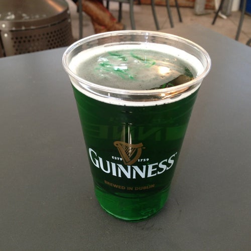 Mo's Irish Pub 10842 W Bluemound Rd Wauwatosa