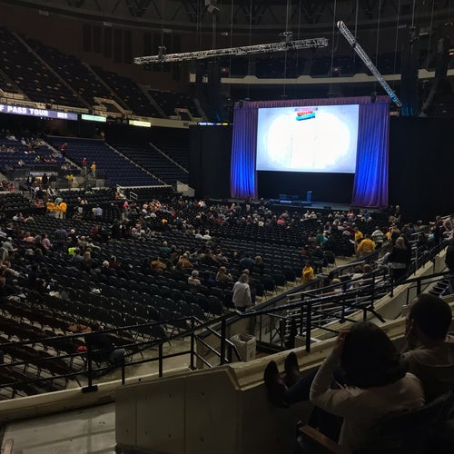 Richmond Coliseum 601 E Leigh St Richmond