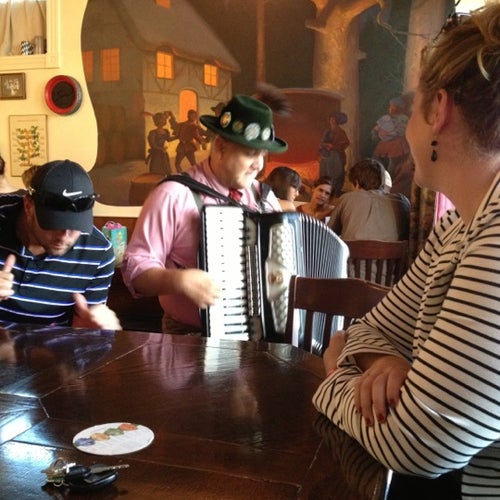 The Glockenspiel 605 7th St W Saint Paul