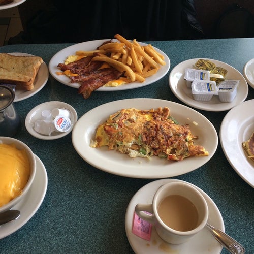 Bedford Cafe Restaurant 1 Bedford Park Blvd E Bronx