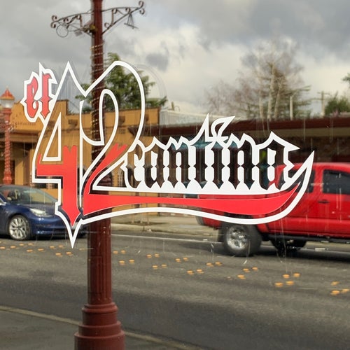 El 42 Cantina