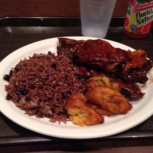 La Carreta Concourse D, near Gate D37 Miami