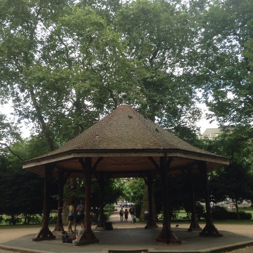 Lincoln's Inn Fields Lincoln's Inn Fields London