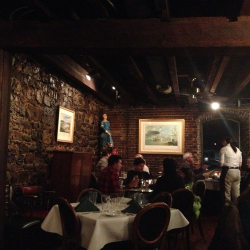 Boar's Head Grill & Tavern 1 Lincoln St Savannah