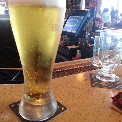 Applebee's Grill + Bar 1919 S 72nd St