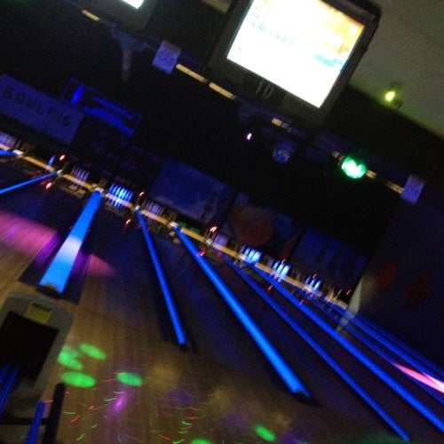 Pinheads Entertainment Center 13825 Britton Park Rd Fishers