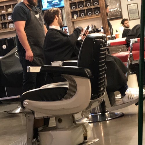 Richard Henry Barber Shop