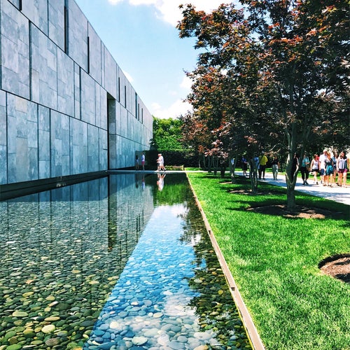 The Barnes Foundation 2025 Benjamin Franklin Pkwy Philadelphia