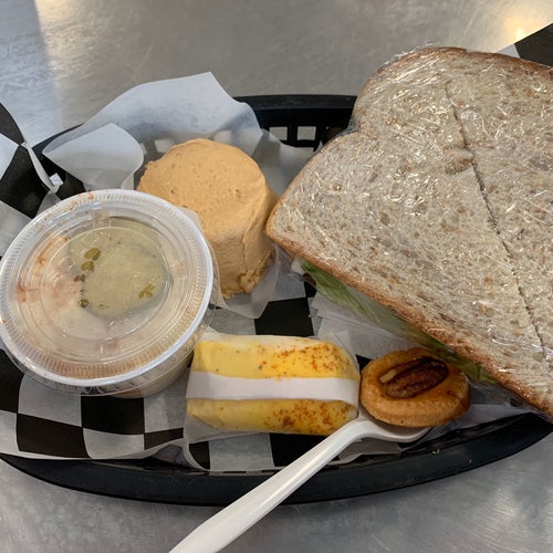 Sally Bell's Kitchen 2337 W Broad St Richmond