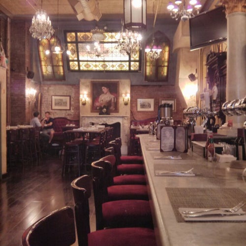 Lillie's Union Square 13 E 17th St New York