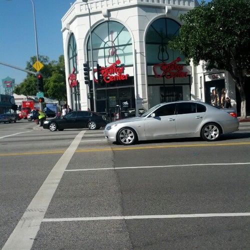 Guitar Center 10831 W Pico Blvd Los Angeles