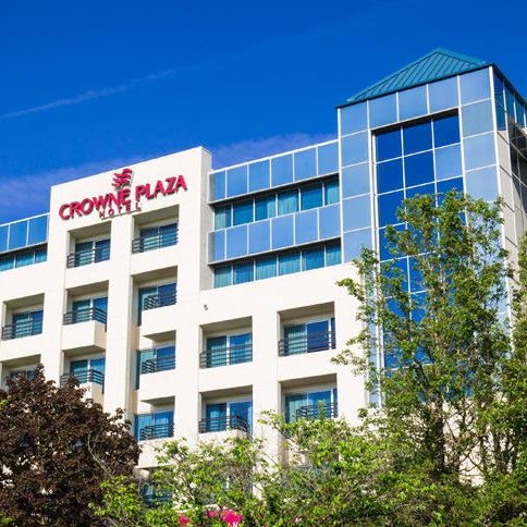 Crowne Plaza Portland-Lake Oswego