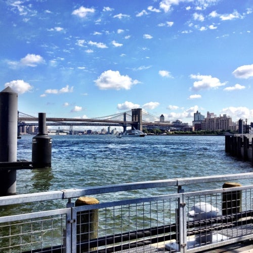NY Waterway Ferry Wall St/Pier 11 Terminal South St New York