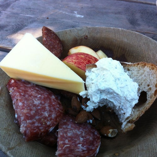 Photo from Foursquare (uncredited)