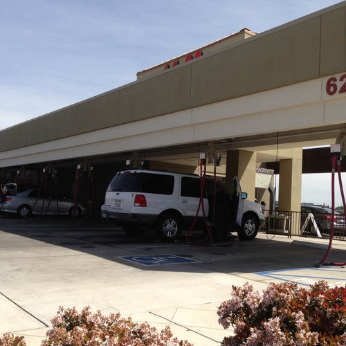 Ride & Shine Express Car Wash 6240 N Figarden Dr Fresno