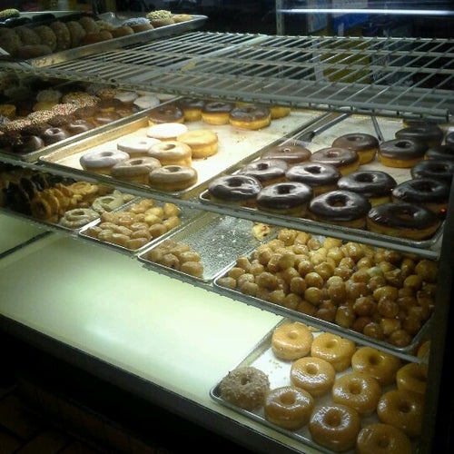 Donut World 1399 9th Ave San Francisco