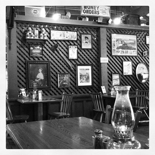 Cracker Barrel Old Country Store 5600 Interstate Blvd. I80 & SR 46