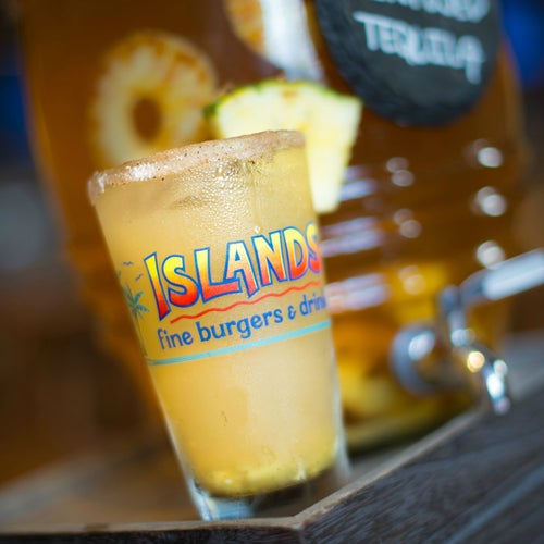 Islands Restaurant 117 West Broadway Glendale