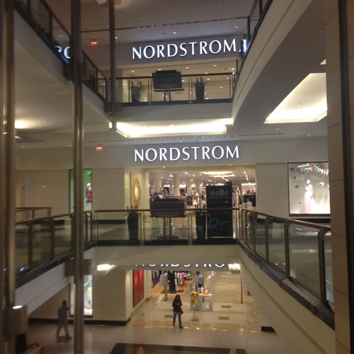 Nordstrom 55 E Grand Ave Chicago