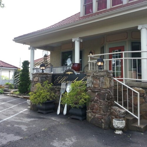 Ellendale's 2739 Old Elm Hill Pike Nashville