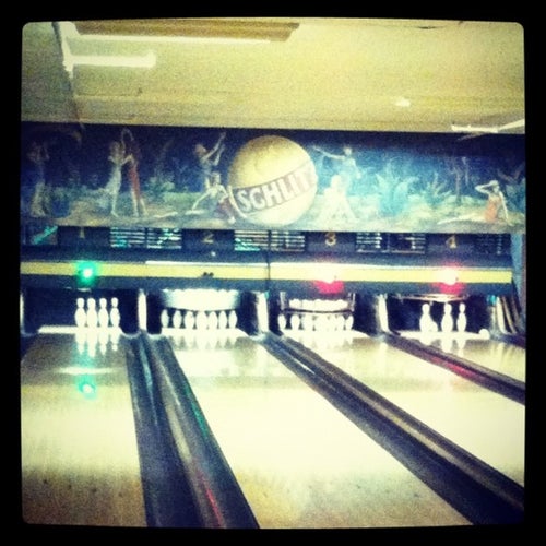 Southport Lanes & Billiards