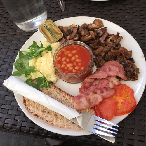 55 Chatsworth Rd. Hackney